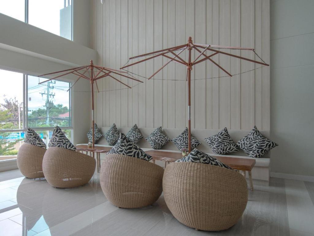 Prachuap Grand Hotel Прачуап-Кхірі-Кхан Екстер'єр фото